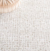 Safavieh Glamour GLM601A Natural / Ivory Area Rug Detail