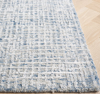 Safavieh Glamour GLM601M Blue / Ivory Area Rug Detail