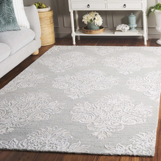 Safavieh Glamour GLM619L Light Blue / Ivory Area Rug Room Scene