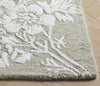 Safavieh Glamour GLM625W Sage / Ivory Area Rug Detail