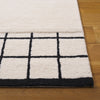 Safavieh Genre GRE250Z Ivory / Black Area Rug Detail