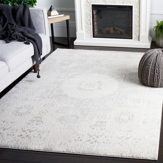 Safavieh Hanna HAN107 Ivory / Light Grey Area Rug Room Scene Feature