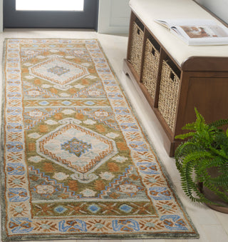 Safavieh Heritage HG226J Ivory / Light Blue Area Rug Room Scene Feature