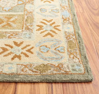 Safavieh Heritage HG226J Ivory / Light Blue Area Rug Detail