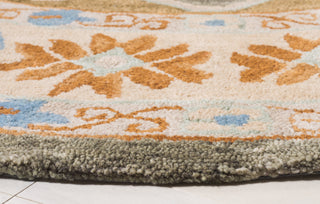 Safavieh Heritage HG226J Ivory / Light Blue Area Rug Detail