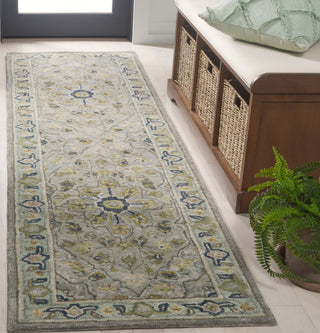 Safavieh Heritage HG228M Ivory / Blue Area Rug Room Scene Feature