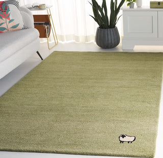 Safavieh Himalaya HIM451X Light Green Area Rug Room Scene Feature