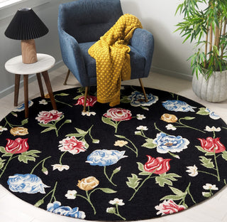 Safavieh Chelsea HK220Z Black / Red Area Rug Room Scene Feature