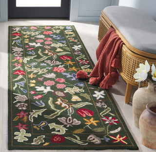 Safavieh Chelsea HK335Y Green / Pink Area Rug Room Scene Feature