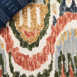 Safavieh Ikat IKT151Y Green / Rust Area Rug Detail