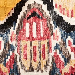 Safavieh Ikat IKT152Z Black / Red Area Rug Detail