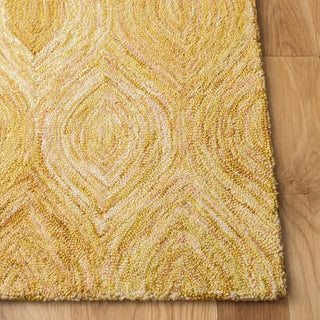 Safavieh Ikat IKT631D Gold Area Rug Detail