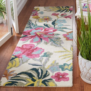 Safavieh Jardin JAR151A Ivory / Pink Area Rug Room Scene Feature