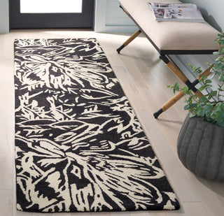 Safavieh Jardin JAR329Z Black / Ivory Area Rug Room Scene Feature