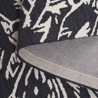 Safavieh Jardin JAR329Z Black / Ivory Area Rug Fold