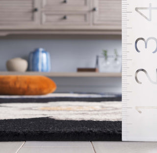 Safavieh Jardin JAR739Z Black / Ivory Area Rug Detail