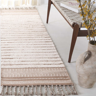 Safavieh Kilim Collection KLC401B Beige / Natural Area Rug Room Scene