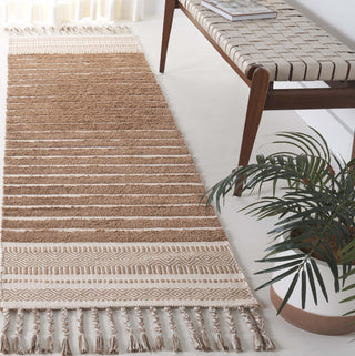 Safavieh Kilim Collection KLC401C Natural / Beige Area Rug Room Scene