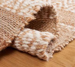 Safavieh Kilim KLM444A Natural / Ivory Area Rug Detail