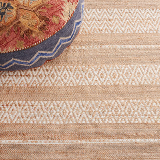 Safavieh Kilim KLM444A Natural / Ivory Area Rug Detail