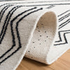 Safavieh Kilim KLM526A Ivory / Black Area Rug Detail