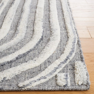 Safavieh Kilim KLM653G Dark Grey / Ivory Area Rug Detail