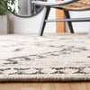 Safavieh Kilim KLM762F Grey / Black Area Rug Detail