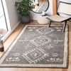 Safavieh Kilim KLM762Z Black / Ivory Area Rug Room Scene