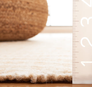 Safavieh Kilim KLM765D Gold / Ivory Area Rug Detail