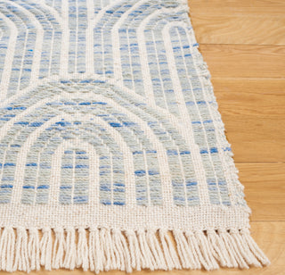 Safavieh Kilim KLM765M Blue / Ivory Area Rug Detail