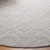 Safavieh Kilim KLM767F Light Grey / Ivory Area Rug Detail