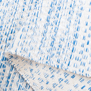 Safavieh Kilim KLM954M Ivory / Blue Area Rug Fold