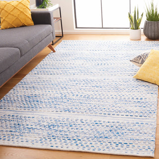 Safavieh Kilim KLM954M Ivory / Blue Area Rug Room Scene
