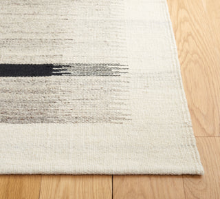 Safavieh Kilim KLM976F Ivory / Grey Area Rug Detail