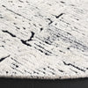 Safavieh Kenya KNY125A Ivory / Black Area Rug Detail