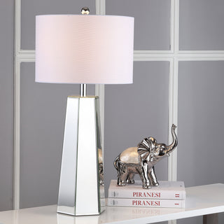 Safavieh Janice LIT4397A Clear / Off White Lamp Room Scene On Feature