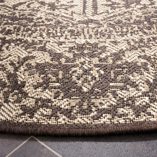 Safavieh Linden LND139U Creme/Brown Area Rug Detail