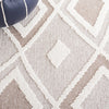 Safavieh Lotus LOT110 Beige / Ivory Area Rug