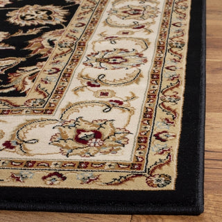 Safavieh Majesty MAJ4672 Black / Cream Area Rug