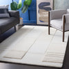 Safavieh Manhattan MAN578A Ivory / Beige Area Rug Room Scene Feature