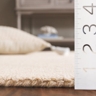 Safavieh Metro MET152B Beige Area Rug Detail