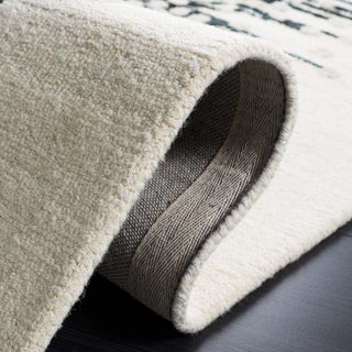 Safavieh Metro MET175Z Black / Ivory Area Rug Detail