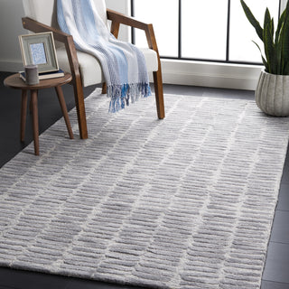 Safavieh Metro MET182G Silver / Grey Area Rug Room Scene Feature