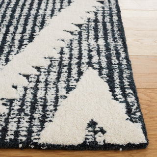 Safavieh Metro MET185Z Black / Ivory Area Rug Detail