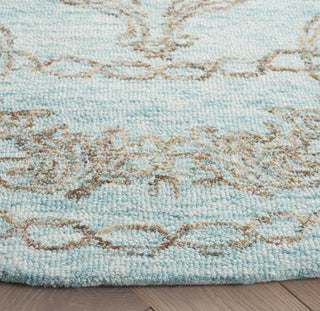 Safavieh Metro MET575L Light Blue / Green Area Rug Detail