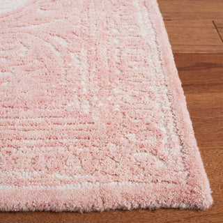 Safavieh Metro MET616U Pink / Ivory Area Rug Detail