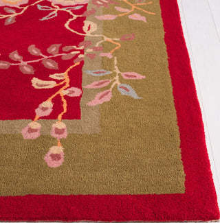 Safavieh Metro MET725Q Red / Green Area Rug Detail