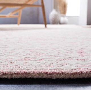 Safavieh Metro MET864U Pink / Ivory Area Rug Detail