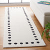 Safavieh Metro MET913Z Ivory / Black Area Rug Room Scene Feature