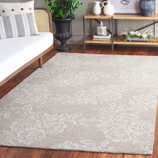 Safavieh Metro MET981B Beige / Ivory Area Rug Room Scene Feature